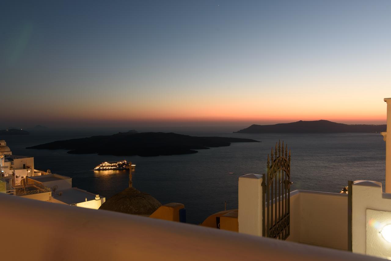 Angel Luxury Suites Fira  Dış mekan fotoğraf