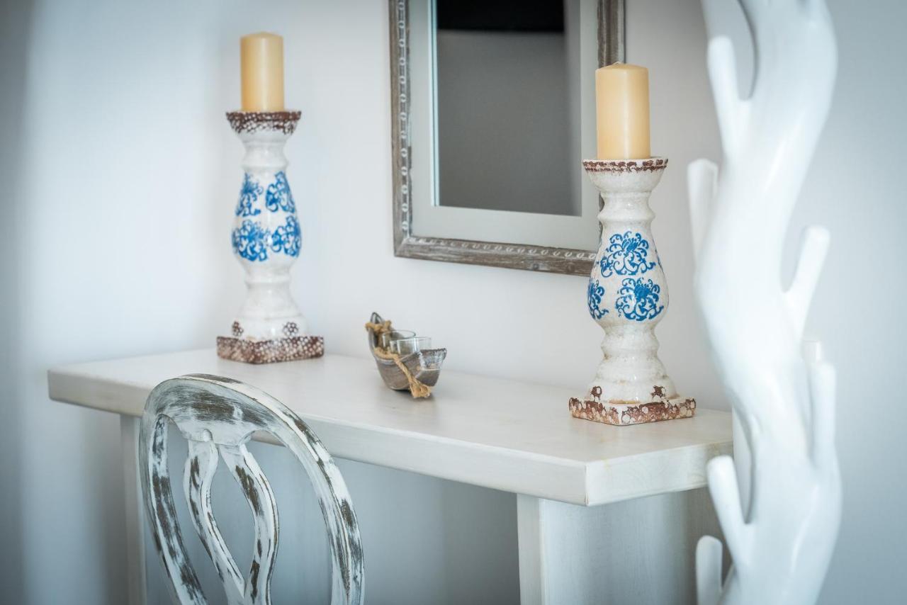 Angel Luxury Suites Fira  Dış mekan fotoğraf