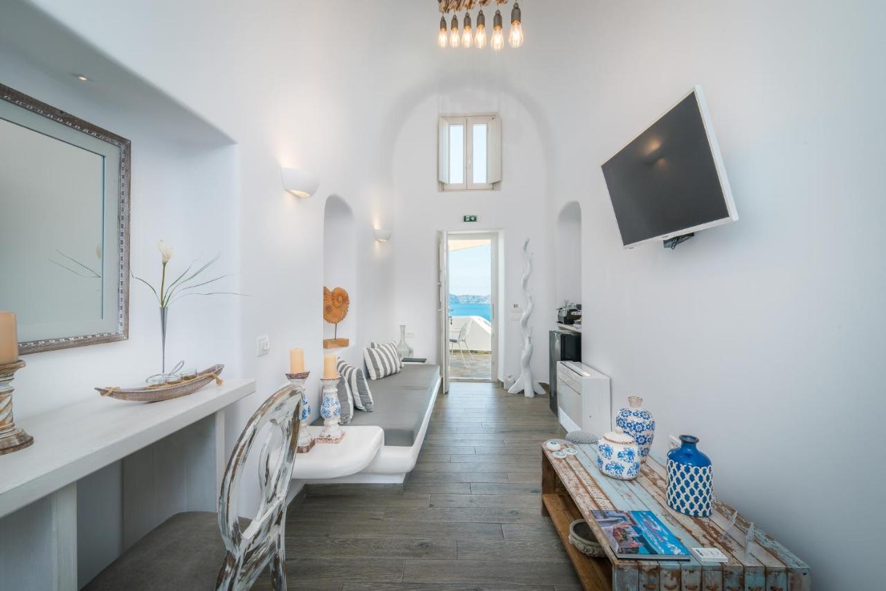 Angel Luxury Suites Fira  Dış mekan fotoğraf
